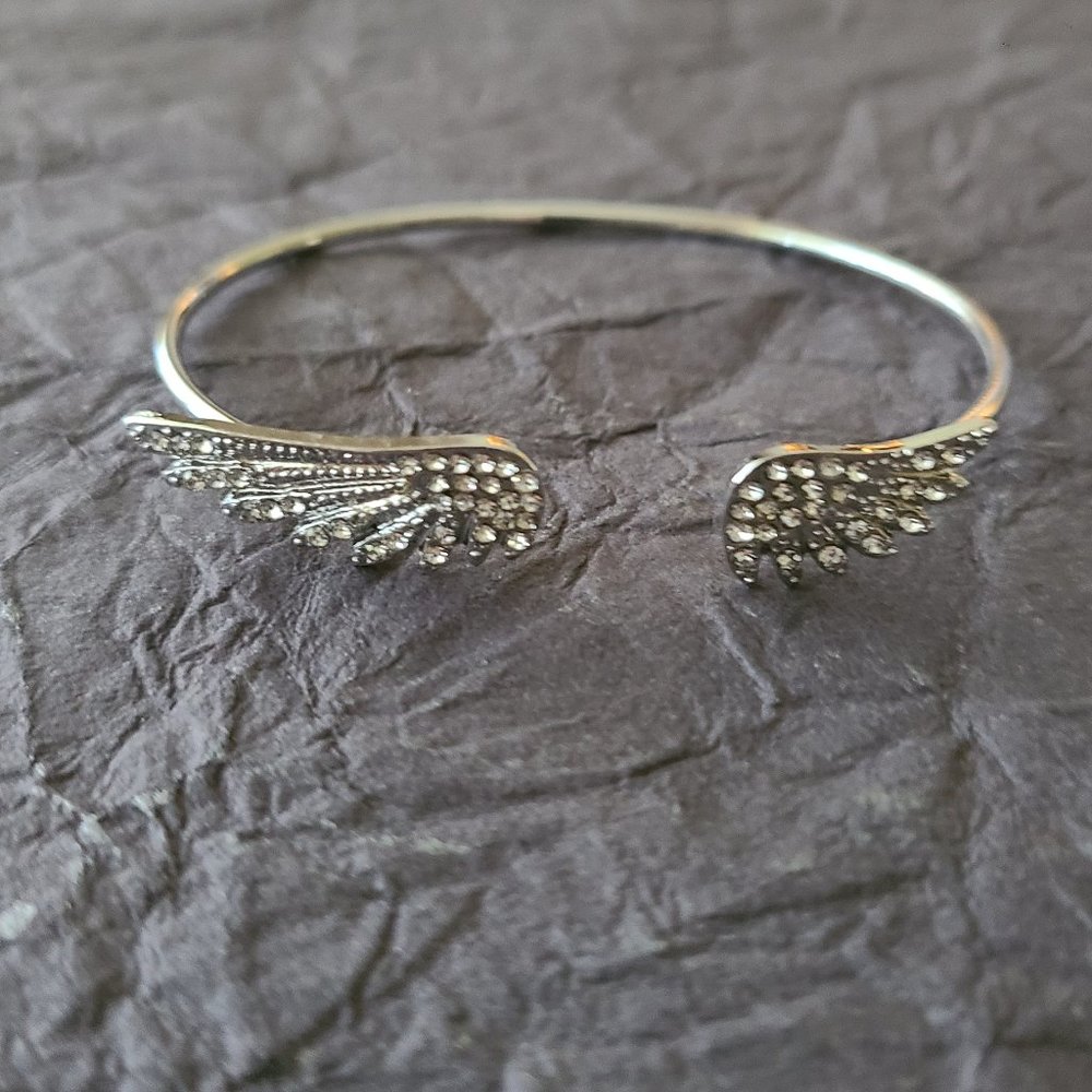 Rhinestone Wings Bracelet-Harley Davidson Inspiration bracelet